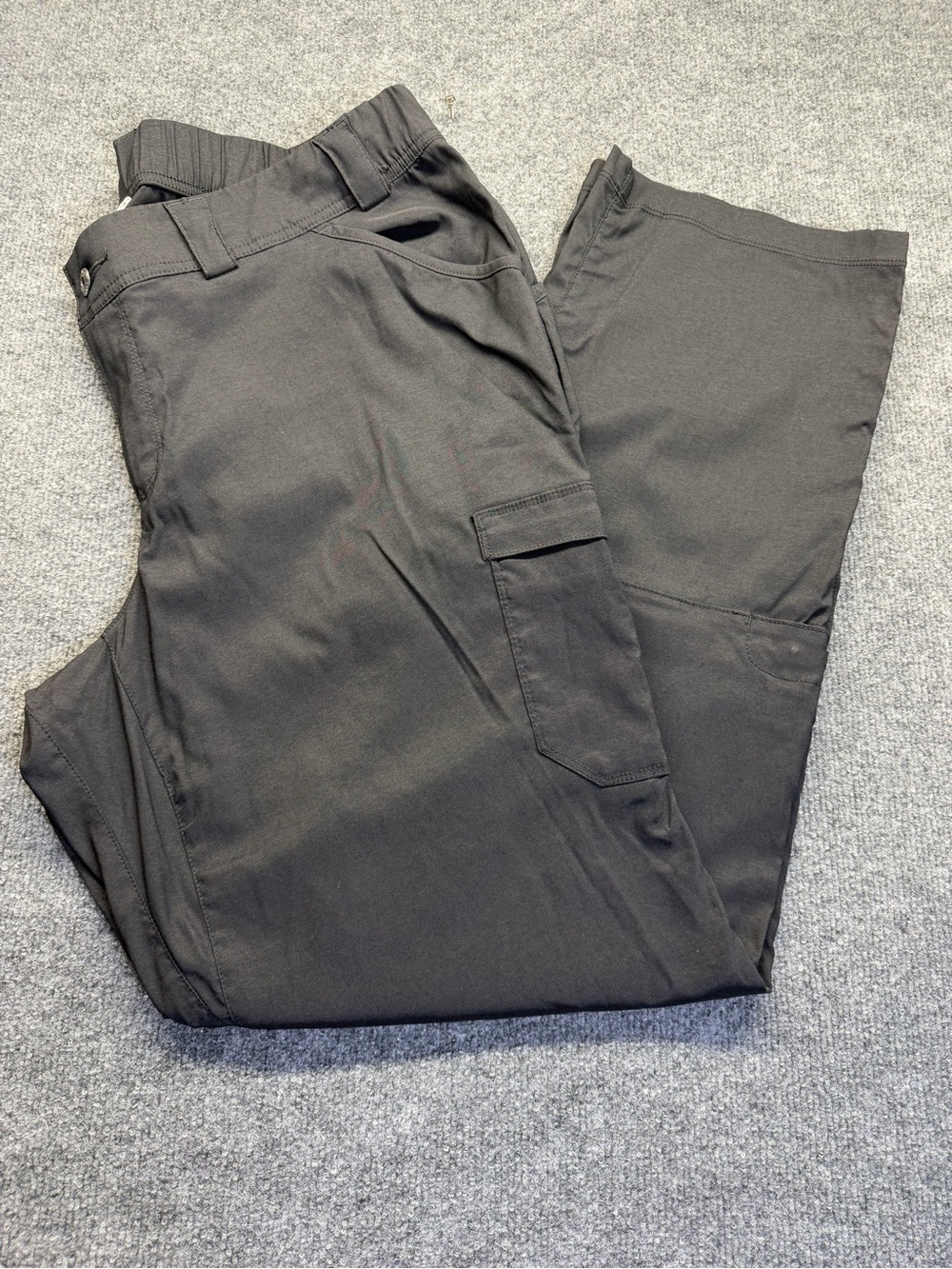 Duluth Trading Co Black Utility Cargo Pants for Women
